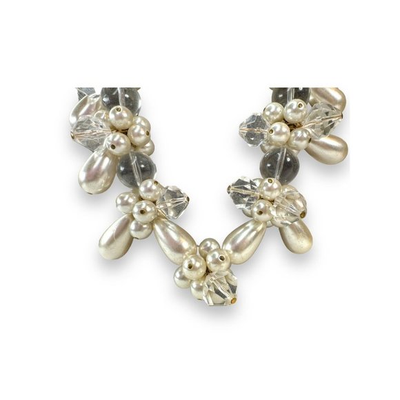 Vintage Large Chunky Statement Lucite Faux Pearl Cluster Necklace 24” - Picture 3 of 13